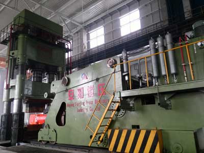 30 ton manipulator and 3150 ton press in Romania